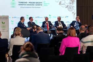 Türk Yaş Meyve Sebze Sektöründen Polonya Atağı